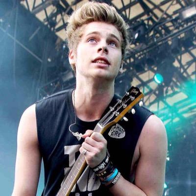 follow @lukesgoodxgirl she has great tweets and love 5sos and 1d