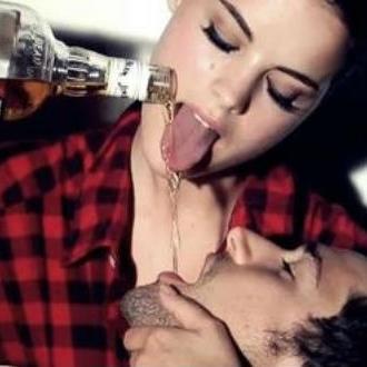 Tocar siririca, amor forte! 3