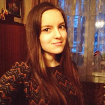 ulianaeleven's profile picture. passion to critic