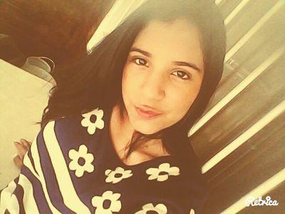 Instagram: orianavalentina98.    Futura odontóloga