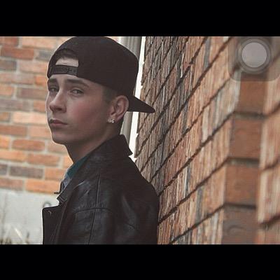 JbTrovato's profile picture. Who said i wasn't ready? autum