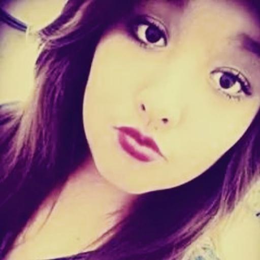 KarlaNavarete's profile picture. 