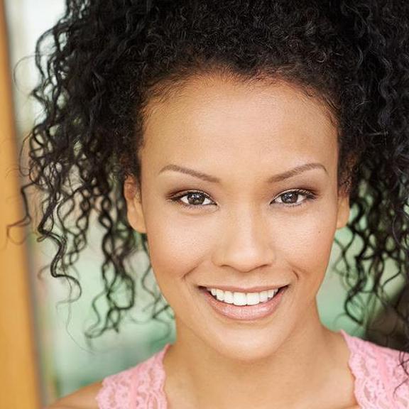 Film/TV 🎬 Los Angeles
💞Dance/Yoga
•Blasian Hapa 
•Pom mom🐕