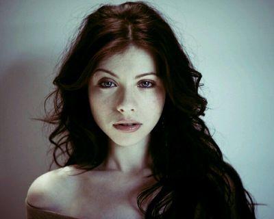 Nibblet_Summers's profile picture. Heard of a town called #Storybrooke where fairytales come alive! @TalesOfASlayer take me there so I can meet my favourite fairytales !