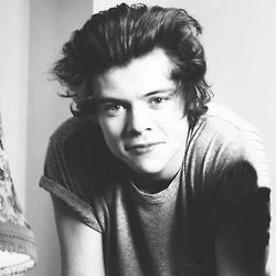 When life gives you lemons make sweet lemonade, sweet sweet lemonade.                                            HARRY STYLES XX
