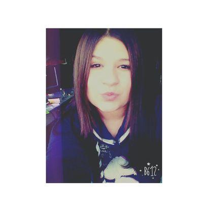 daniielaa_05's profile picture. los golpes de la vida son muy crueles y aveces sale herido aquel que no lo ha merecido. 05