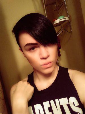 im a beautiful individual that loves the weirder things in life