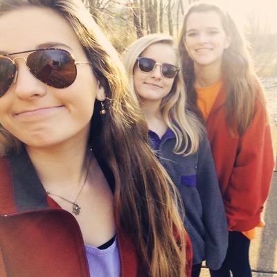 lexiandreoni16's profile picture. 