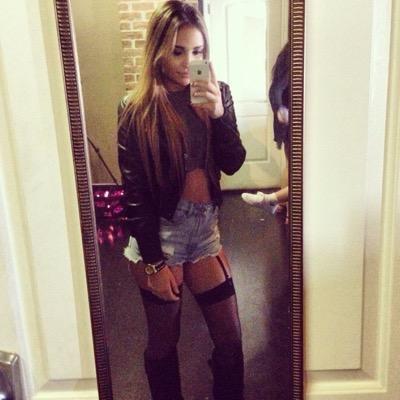 baddest bitch here \bi af/