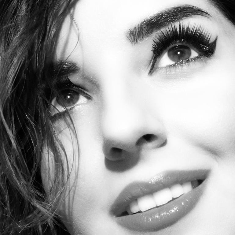 karineh111's profile picture. 