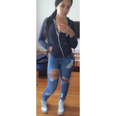 Mani Is Da Name Beauty Is What They Call Me Bitches Forever Hating But Idc Cuz Money The Only Thing Im Chasing #BOSS