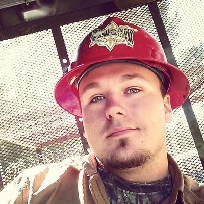 just a backwoods country boy that knows how to have a good time and drink some cold beer mud ride hunt and fish and don't take nobody shit!!!