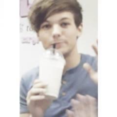 louis is beautiful and he loves you a lot remember that  byeee @mcveylwt