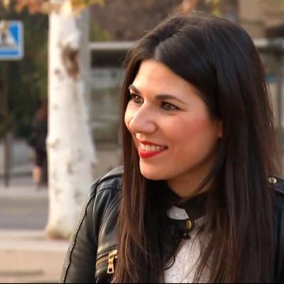 Doctora en periodismo. Reportera en Andalucía Directo, Canal Sur. Antes en TVE, Antena3, Cuatro, Tele5, La Sexta... 20 años delante y detrás de las cámaras.