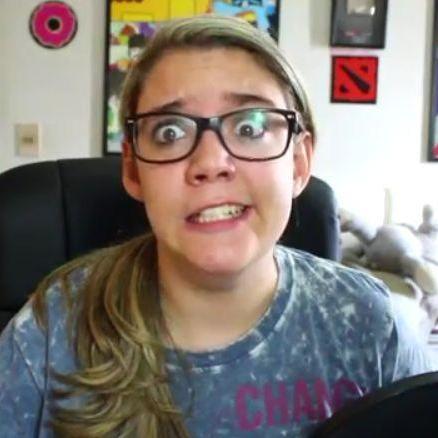 Esse fc é totalmente dedicado a ♥ @LoiraNoob Malenaa A nossa noob ♥    (NÃO SOU @LoiraNoob) Melhor dia de todos quando a @LoiraNoob me seguir!