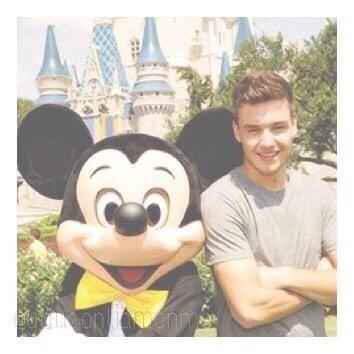 SAVEDACC_BIO69's profile picture. FOLLOW @Twerk_KingPayno SHE JUST GAVE YOU A FREE FOLLOW AND SHE'LL FOLLOW BACK!