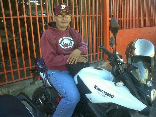 Pin 235AAC44
