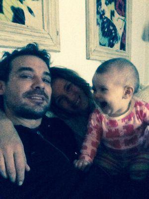 siento un cariño especial  por @paulitachaves @pedroalfonsoo y la princesita OLIVIA :)...
