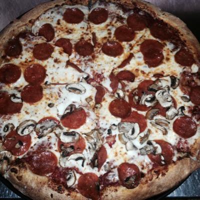 pullanos's profile picture. Pullano’s Pizza.