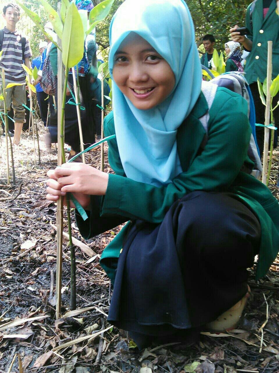 21 yo || informatics and computer engineering at state university of jakarta || yakusa