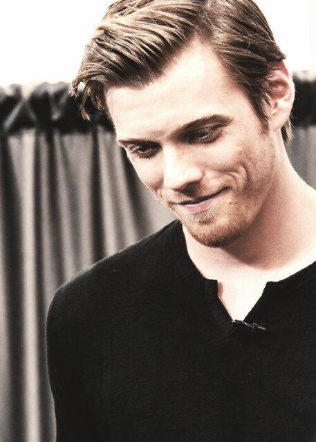 16. Slytherin pride. Gemelo de Lys -pero el más guapo lejos-. ¡Los nargles sí existen! #HSR