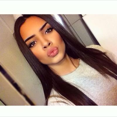 Beautiful women from all racial and ethnic backgrounds posted and promoted daily! •18+ Email submissions: iWhereBae@gmail.com