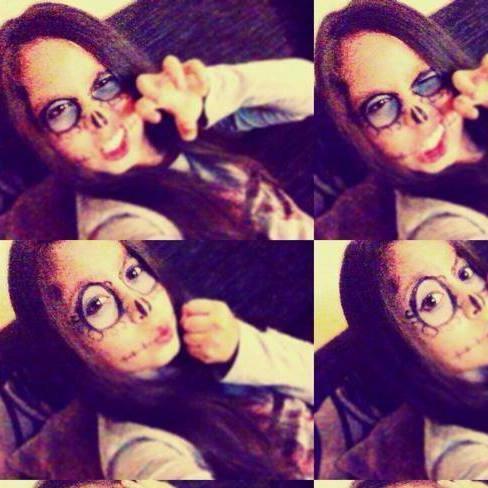 ximena12211's profile picture. 