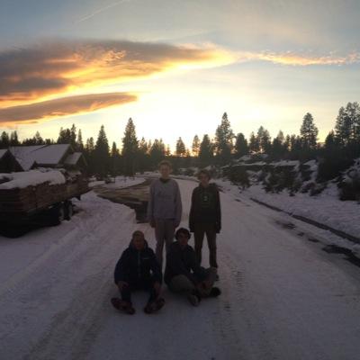 Instagram: @logyrobertz
Oregonian