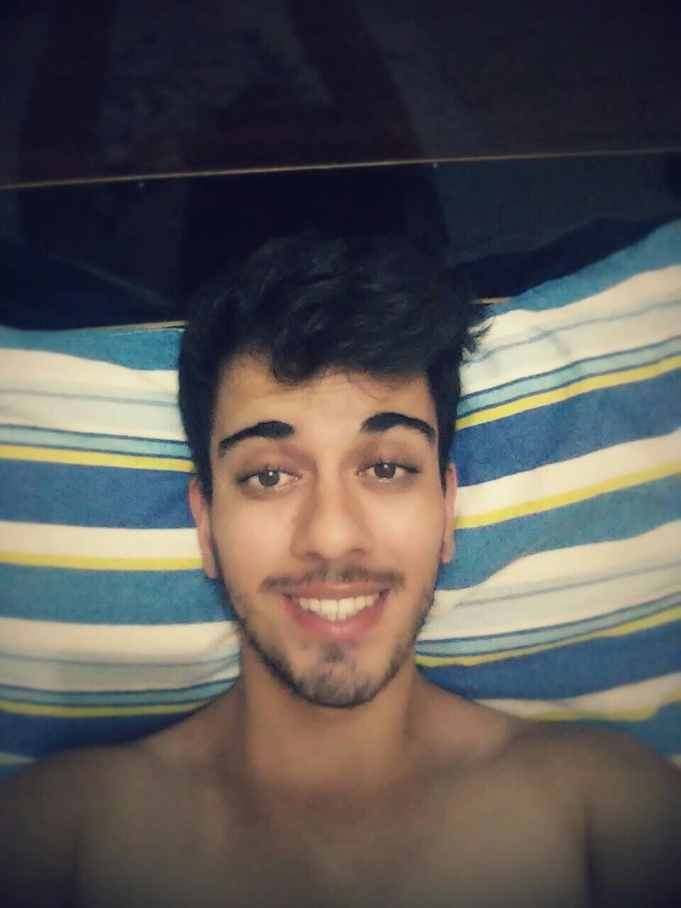 Não importa o que você seja, quem você seja, ou que deseja na vida, a ousadia em ser diferente reflete na sua personalidade, no seu caráter, naquilo que você é.