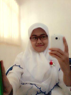 Nursing student | Stop dreaming & start doing | my inspiration @TaniaGunadi | music by @5SOS | https://t.co/UOpRxQTbPa
