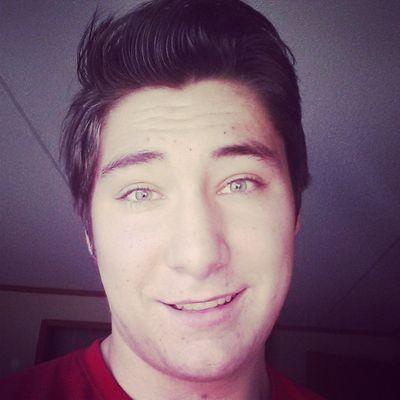 Competitive CoD player new to the world of competitive CoD. love playing it!