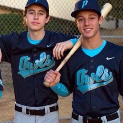 im obsessed with that guy named Cameron Dallas. @camerondallas. but im a part time nash girl @nashgrier