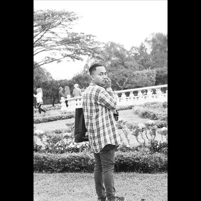 iikramadhan12's profile picture. Owner of MESMERIZE ORIGINAL | Music.Fashion and Passion.