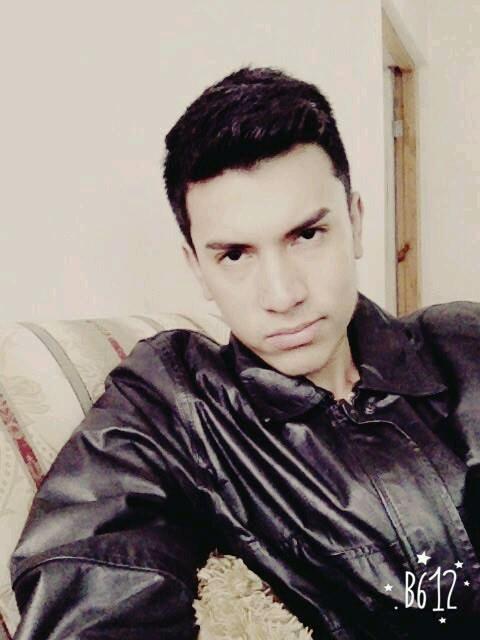 16  Bailarín, Estudiante y Me gusta Cantar* Sigueme y Conoceme  *-* insta: @josnonormal