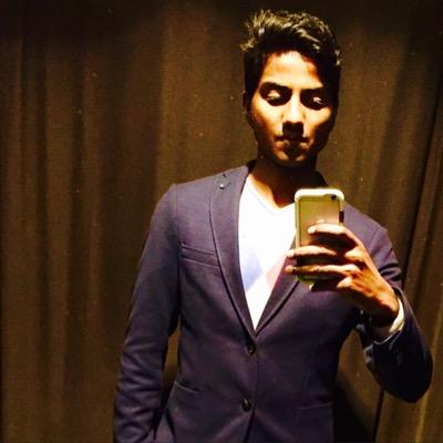 founder and director at Gianna fashion private limited 
#Fashon designer 
for business/promos:- dmallick@jiiah.com
Instagram:@d.m_mallick