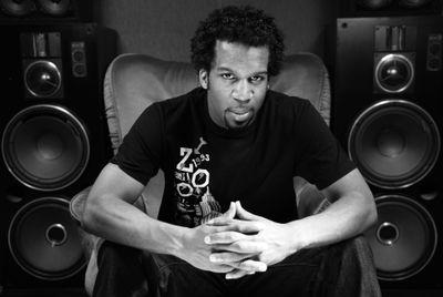 superdizzave's profile picture. 