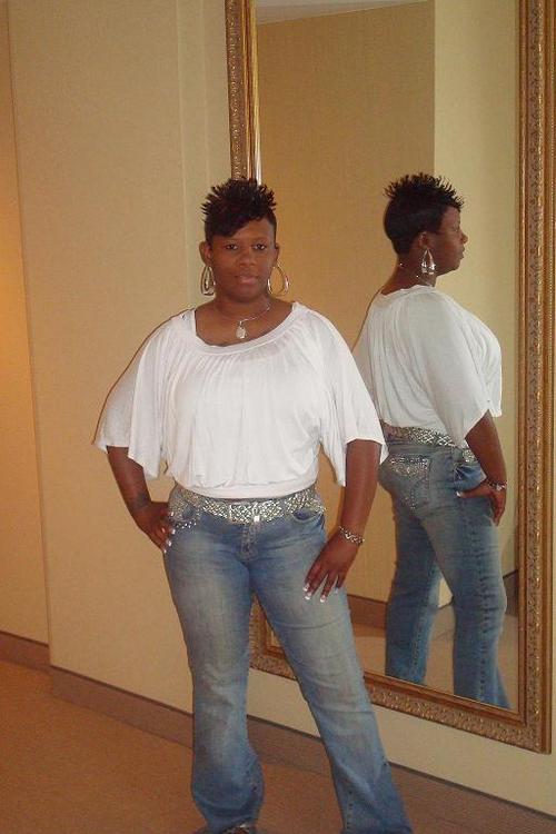 MsTea369's profile picture. Licensed Stylist