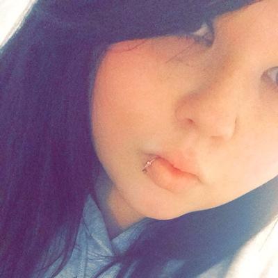 Nikkibeetaylor's profile picture. Bands//music//writing//art//singing//love//laugh//live//