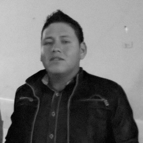 Te quiero de una forma tan especial que no hace falta verte ni tenerte solo basta cerrar los ojos y saber que existes..........