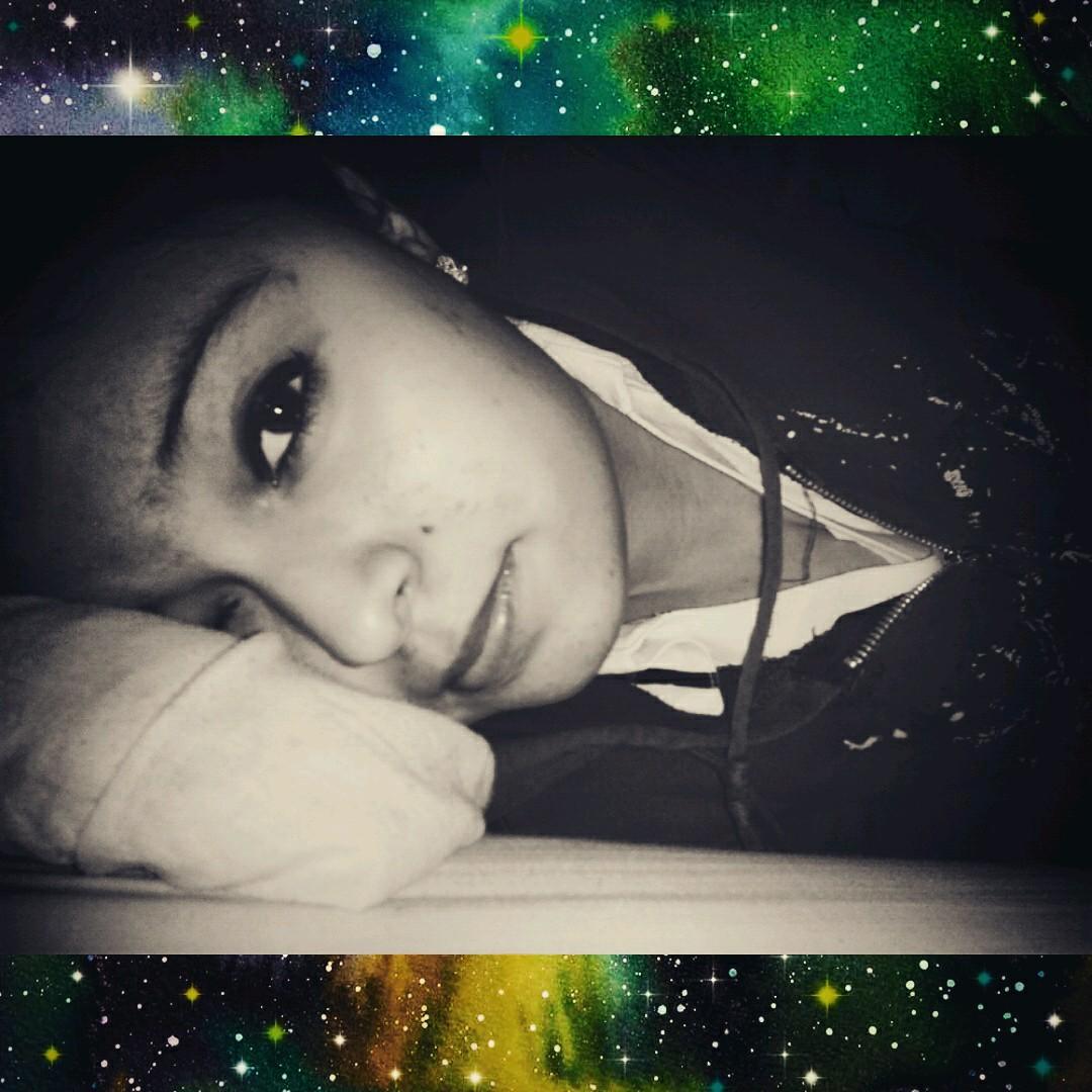 Hola soy wendy mi único sueño es conocer amis ídolos: 1D, Justin Bieber, Ariana Grande & Austin Mahone... Bye(:
y mi actriz favorita es @aridiazz ♥