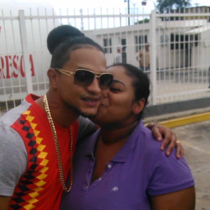 Mozart Es Mi Amor Es Mi Vida Es MI Todo Yo No Puedo Vivr Un Minutos Sin Dejar De Ver Ese Hombre Por Pic

Te Amo Mozart