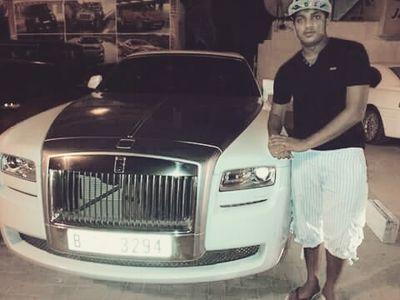 TharinduVishak's profile picture. school by the sea,  um just 19 U.A.E