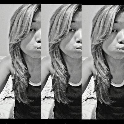instagram- @mooreenaaah_