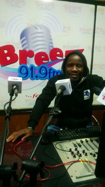 fontagg2_mfon's profile picture. Critics,CEO BARRYSTAT RESOURCES,sport pundit, OAP on breeze 99.1 fm Akure,,coming soon. .#teamfuta