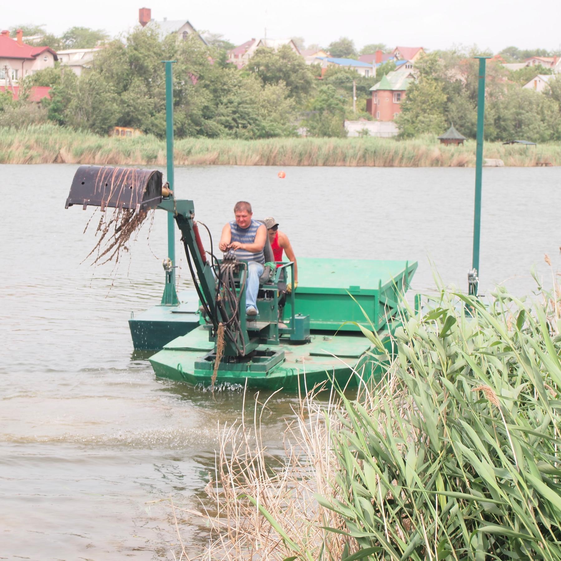 Sales of floating mini excavator dumpers - reed and sludge killer, trenches&canals digger, fiend of marshes. Simple and reliable.