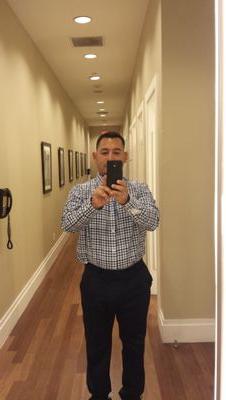 will I'm 5'6 back hair Brown eyes  Hispanic man am 39 years old  I work as handyman accent  and you want know more about me just ask me