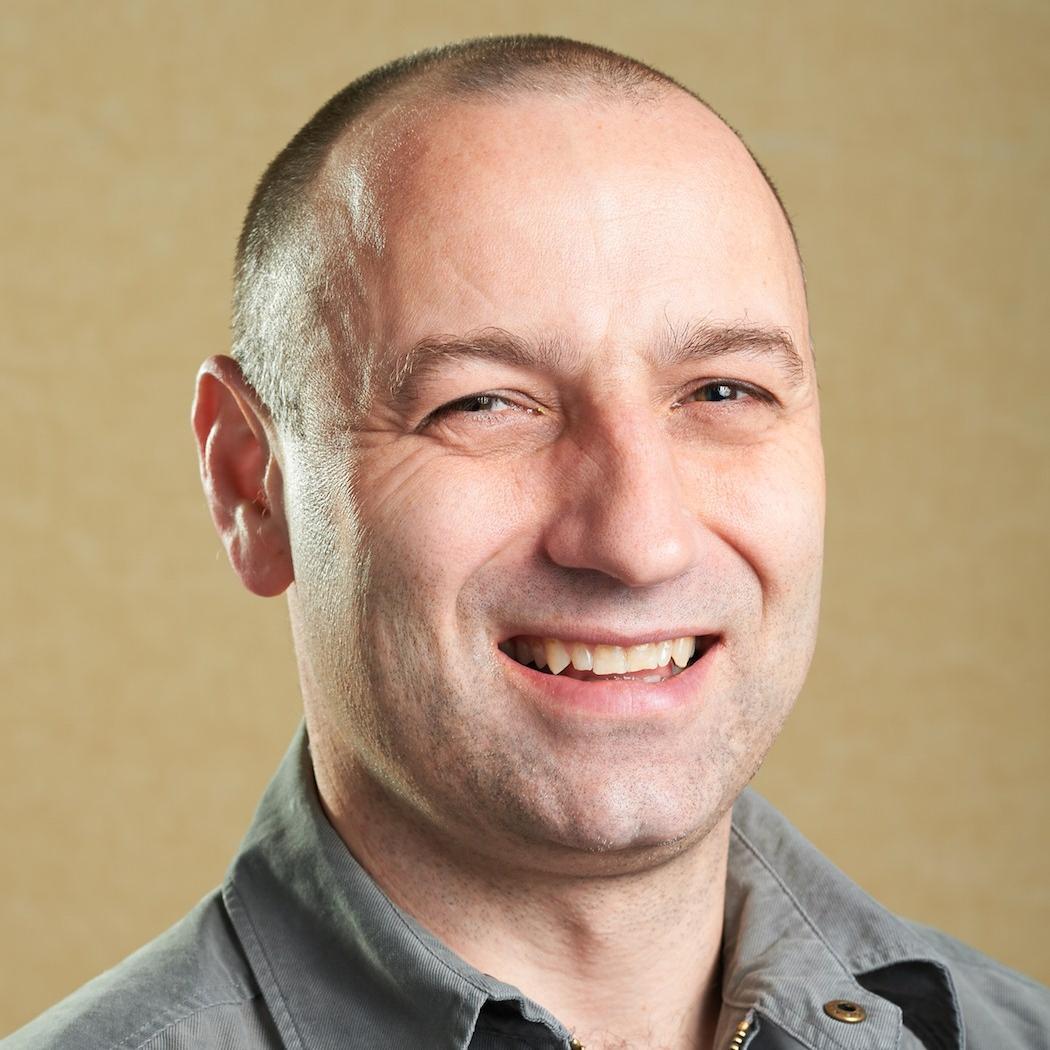 Computer Support Engineer working in Bristol, UK, supplying, installing or supporting computer hardware and software for business or home.