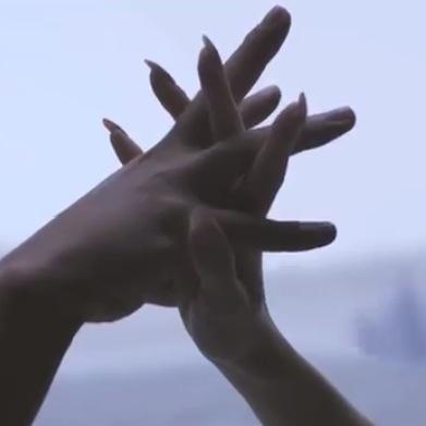 密かに見てますふふふ
