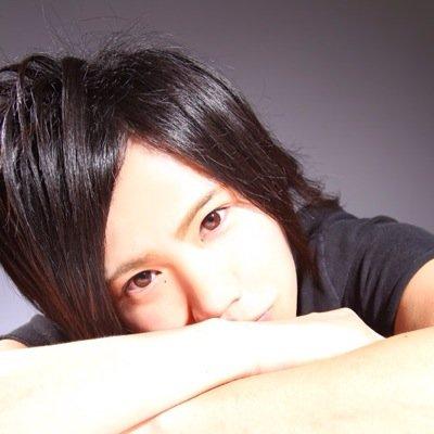 Twitter始めたばっかなんで仲良くしてください