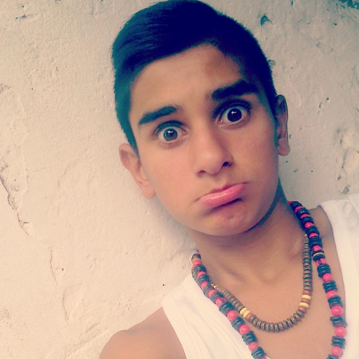 Quédate con quien te siga buscando, aunque ya te tenga.